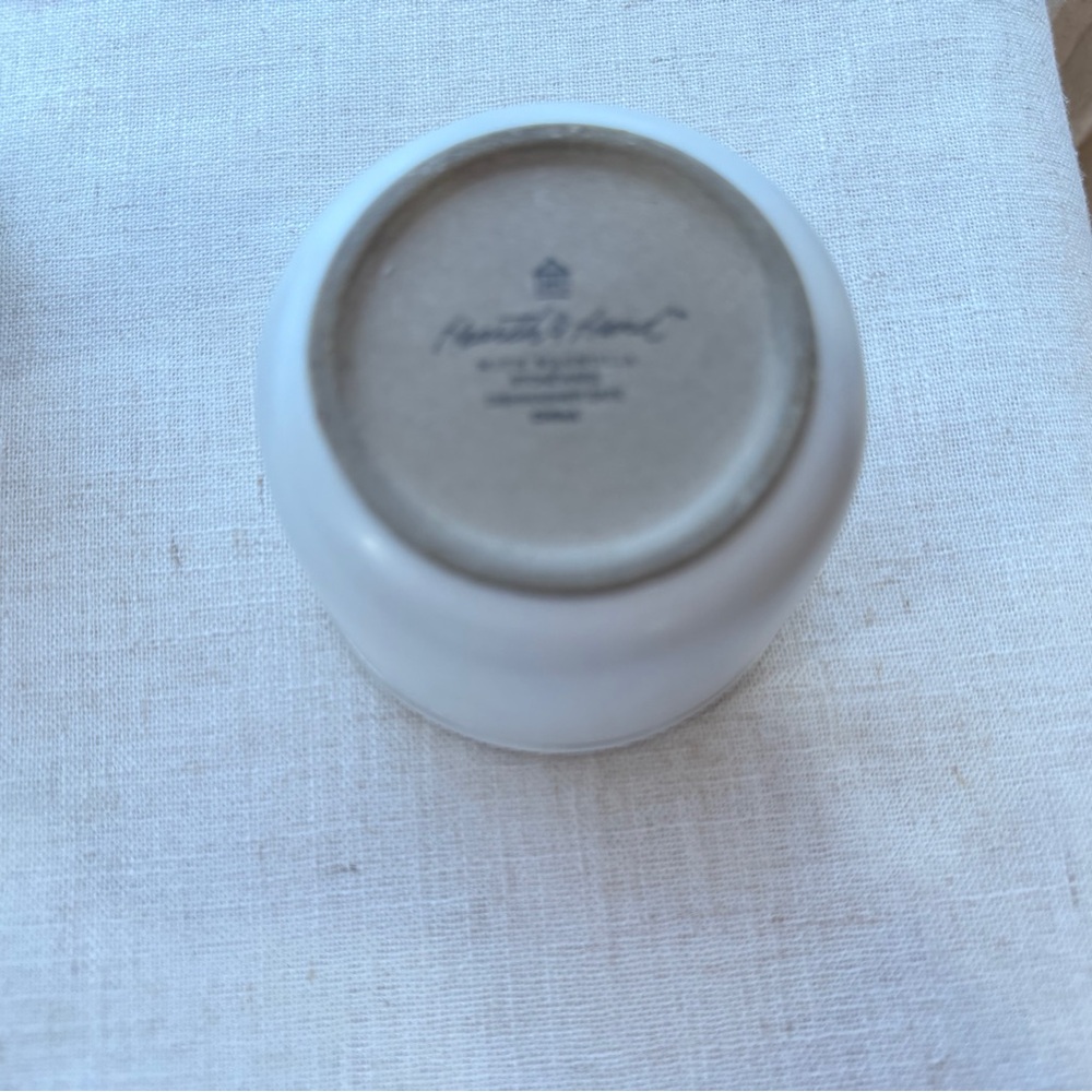 Full set of kitchen items - Picture 7 of 11